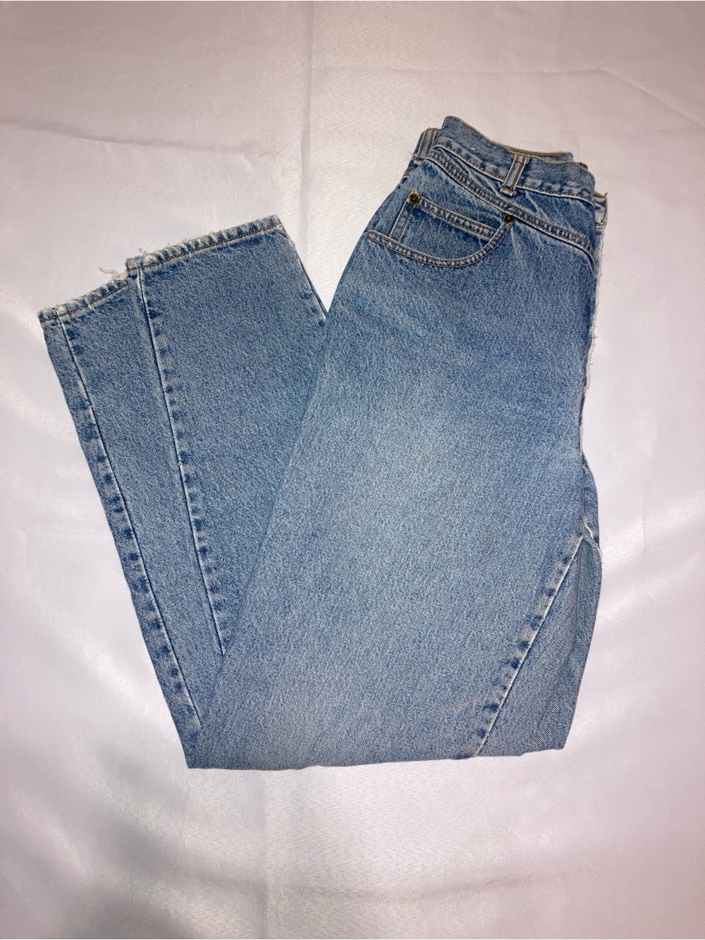 Classic Light Blue Straight-Leg Women’s Jeans